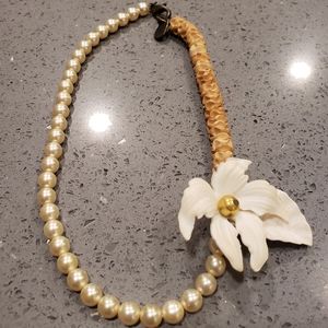 Anthropologie Vintage Porcelain Flower Necklace